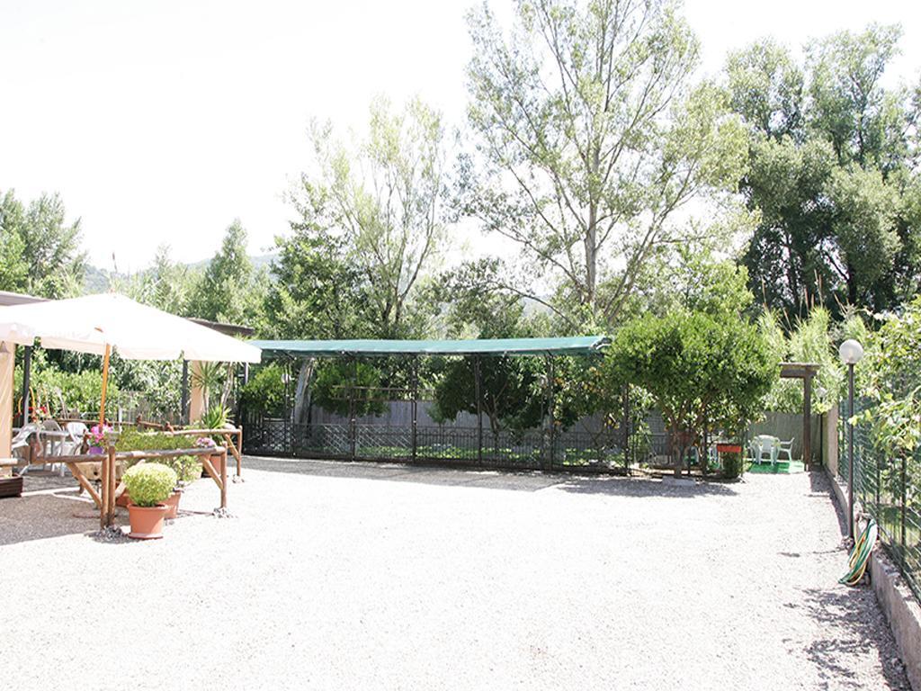 Casa Vacanze Rosy "Nel Verde" Palinuro Zimmer foto